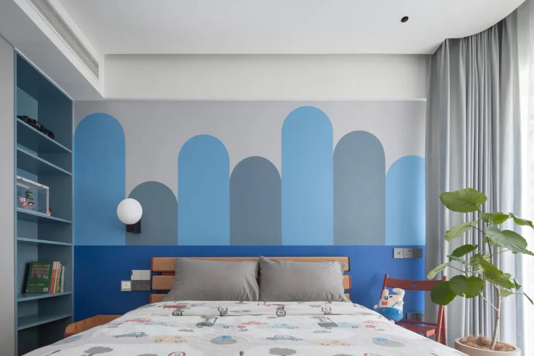 黑白搭配到大膽撞色，這個(gè)二孩之家填滿你對(duì)色彩的幻想