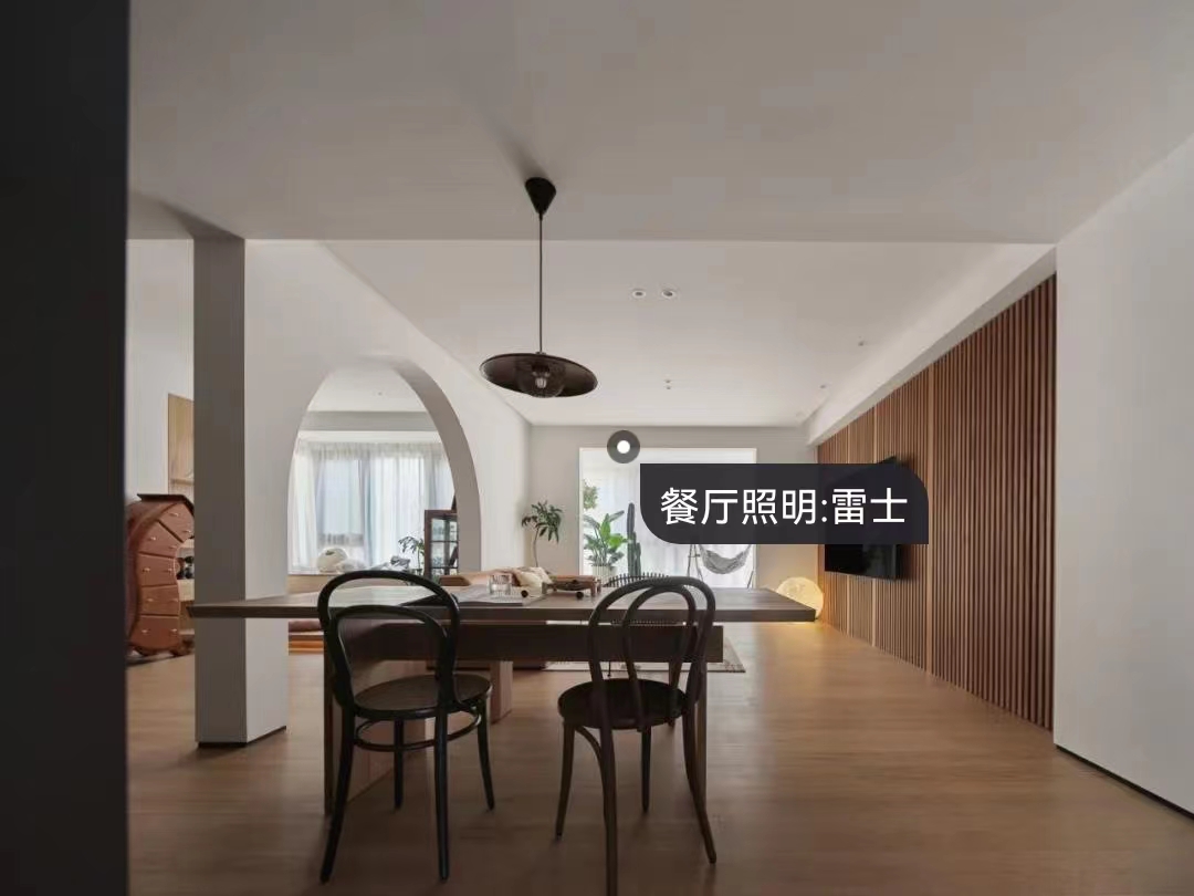 質(zhì)感與溫度交融，木質(zhì)的藝術(shù)之家，簡約線條勾勒多樣生活