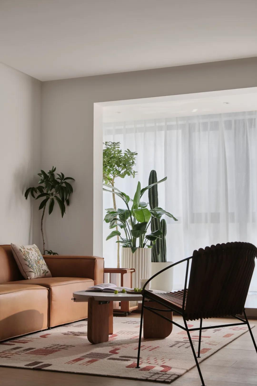 質(zhì)感與溫度交融，木質(zhì)的藝術(shù)之家，簡約線條勾勒多樣生活