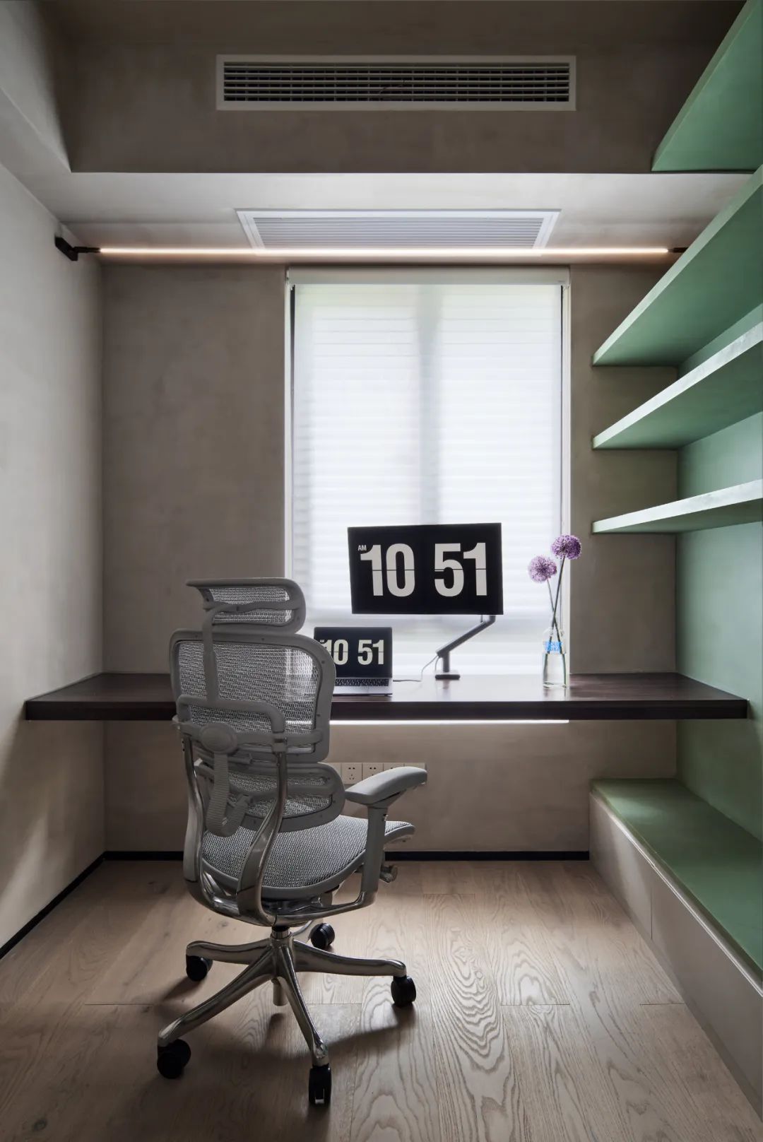 還在通刷大白墻？打破束縛的微水泥，中古家具的官宣底襯