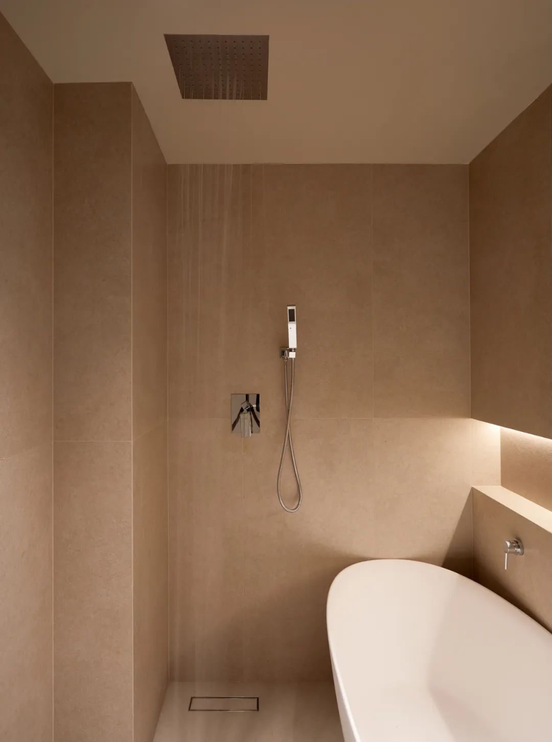 氛圍捕手丨前沿家私搭配時尚布設，渲染美女警察ins風美宅