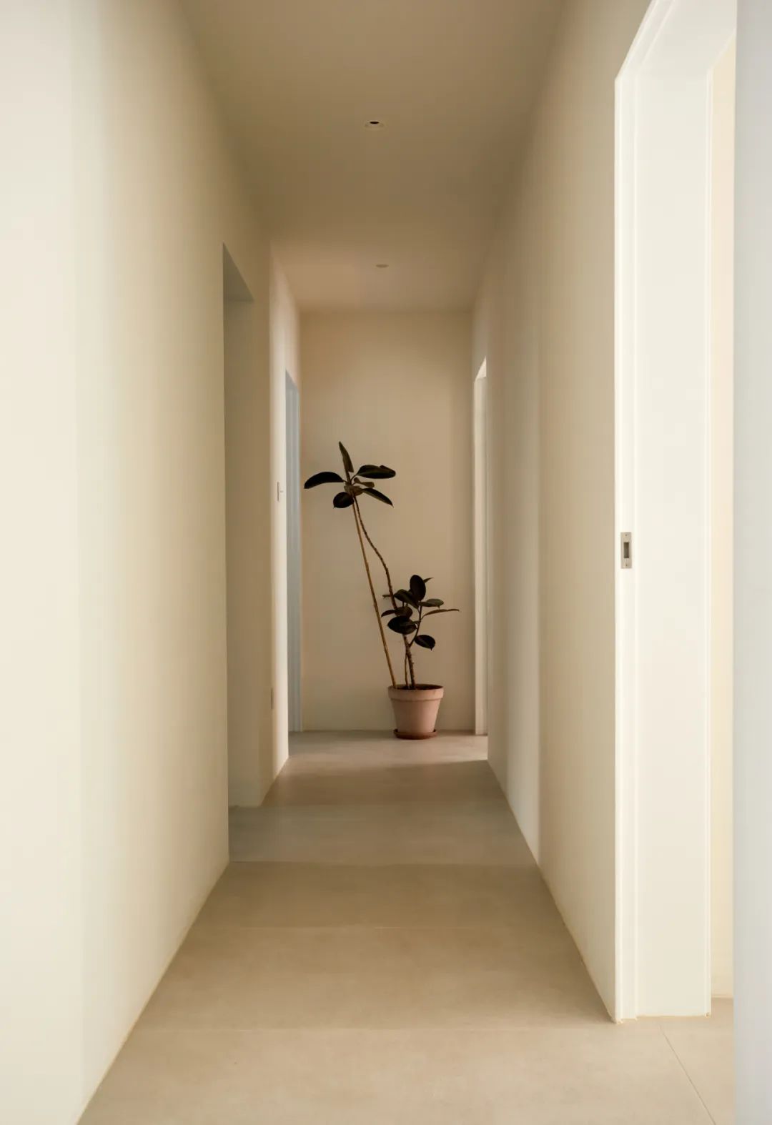 氛圍捕手丨前沿家私搭配時尚布設，渲染美女警察ins風美宅