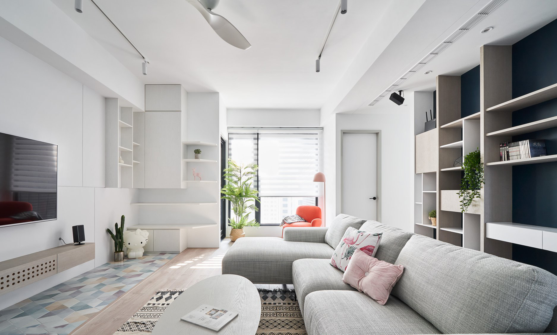 藏青+素胚，國粹配色融入現代家裝，好一個天青色等煙雨