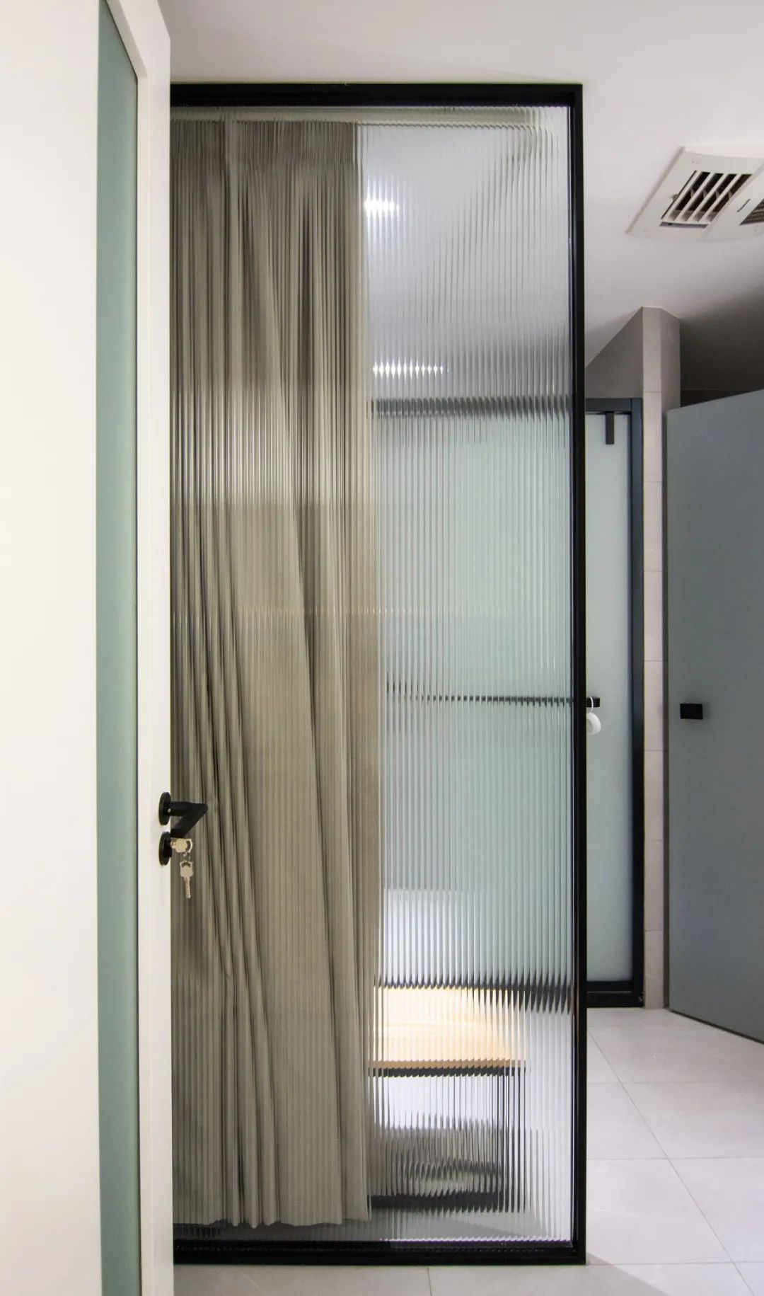 從二人世界到三口之家，這個房子會“生長”