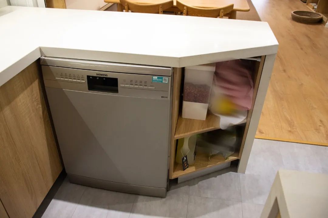 從二人世界到三口之家，這個房子會“生長”