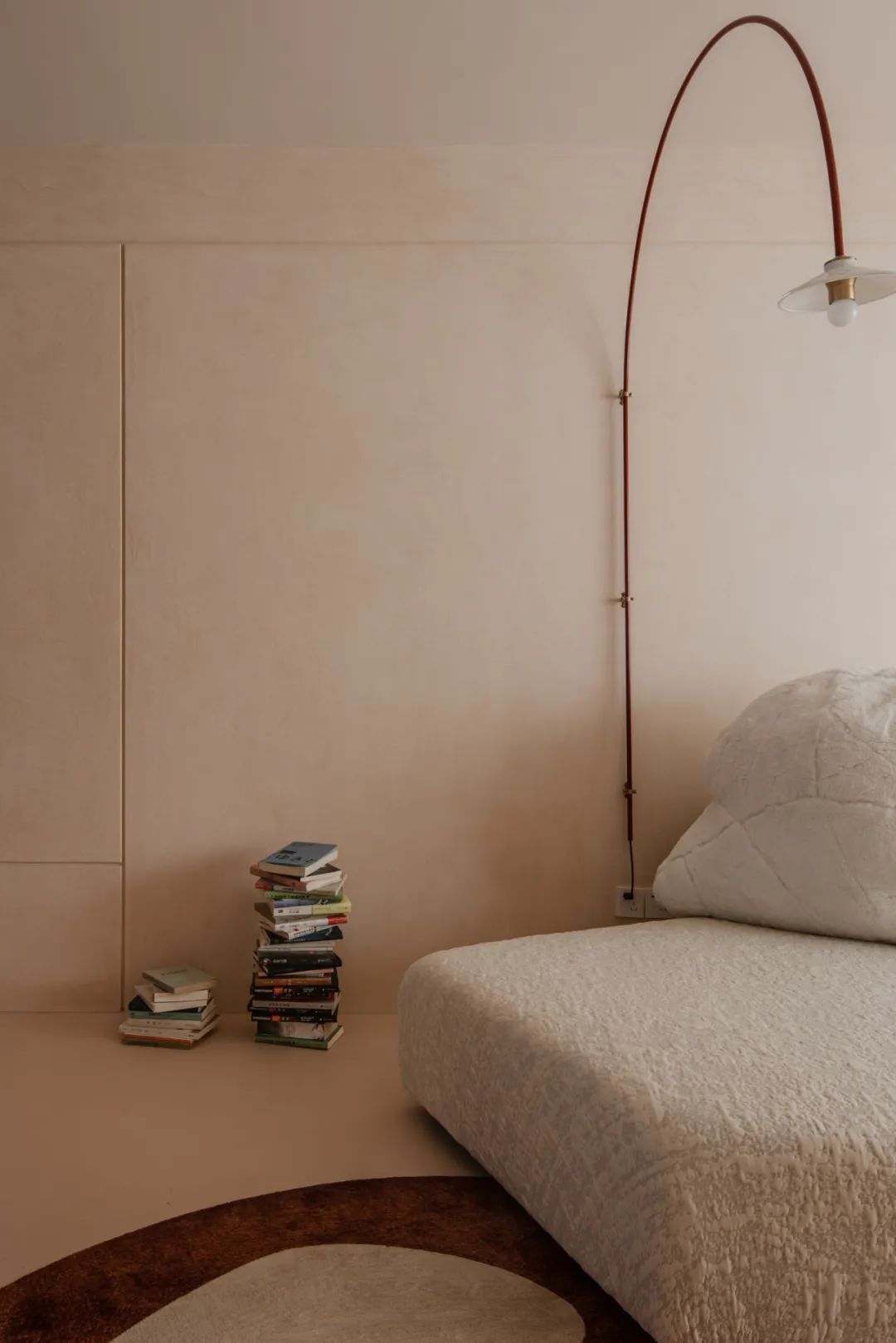 來一支草莓味的“冰激凌”，走進(jìn)藝術(shù)總監(jiān)的侘寂之家