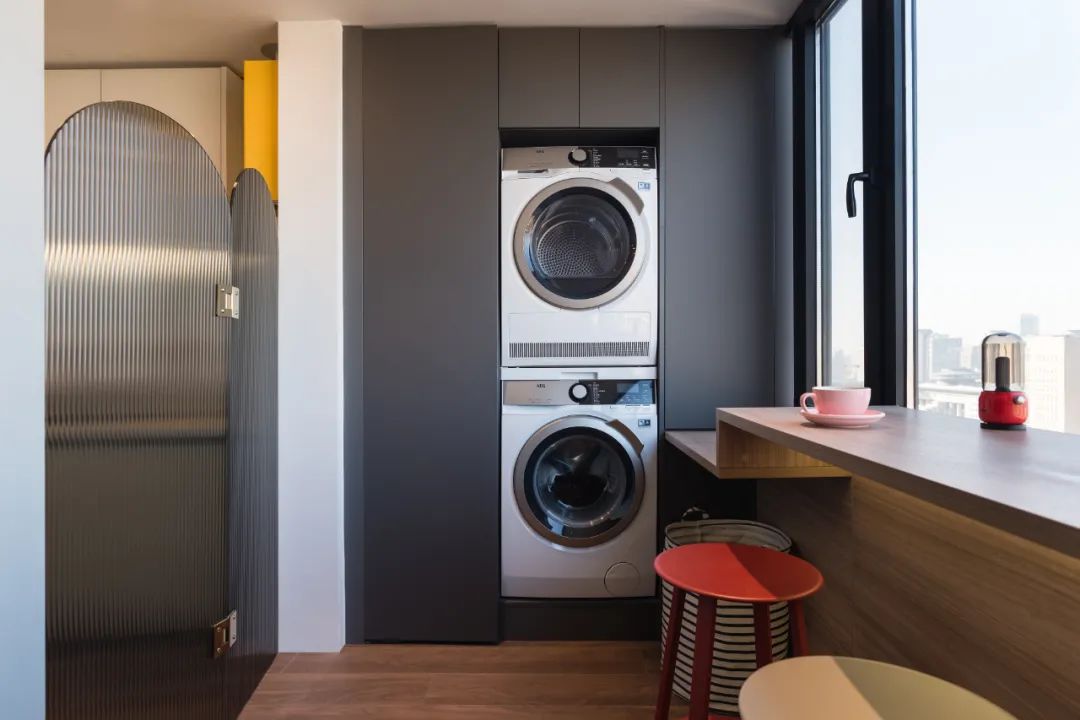 家有一小丨客廳滑滑梯，臥室涂鴉墻，居家帶娃新日常