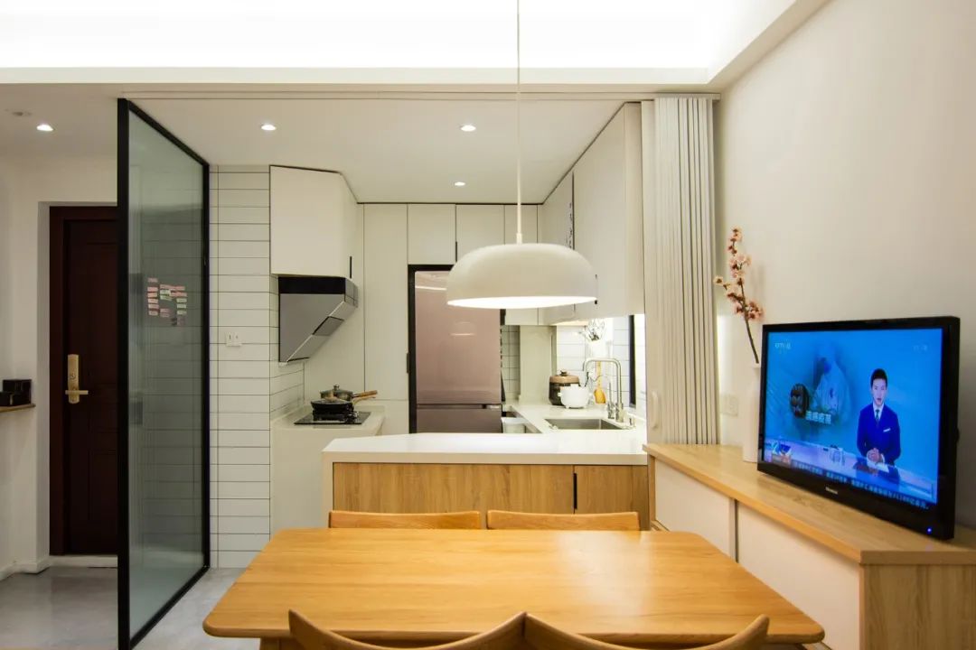 從二人世界到三口之家，這個房子會“生長”