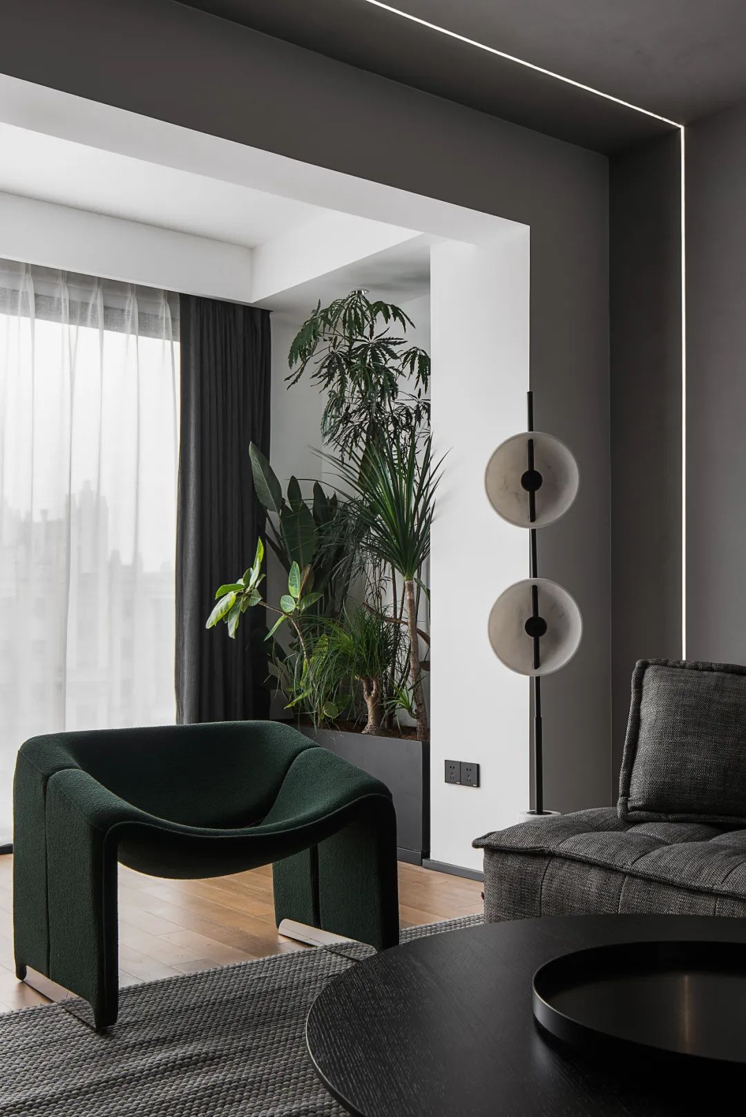 一家5口如何審美一致？他家刷成愛馬仕橙，房價都漲了