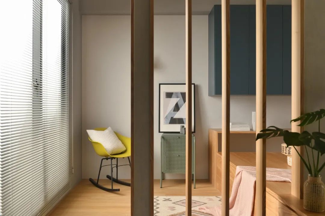 原木、鐵藝、莫蘭迪，美女律師住出獨居精彩