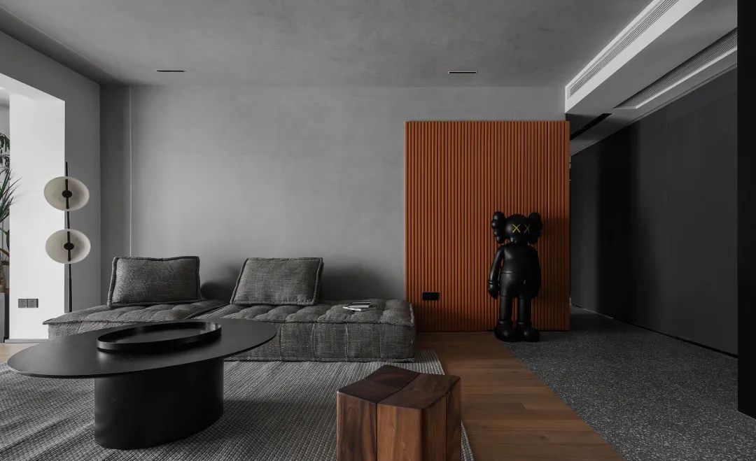 一家5口如何審美一致？他家刷成愛馬仕橙，房價都漲了