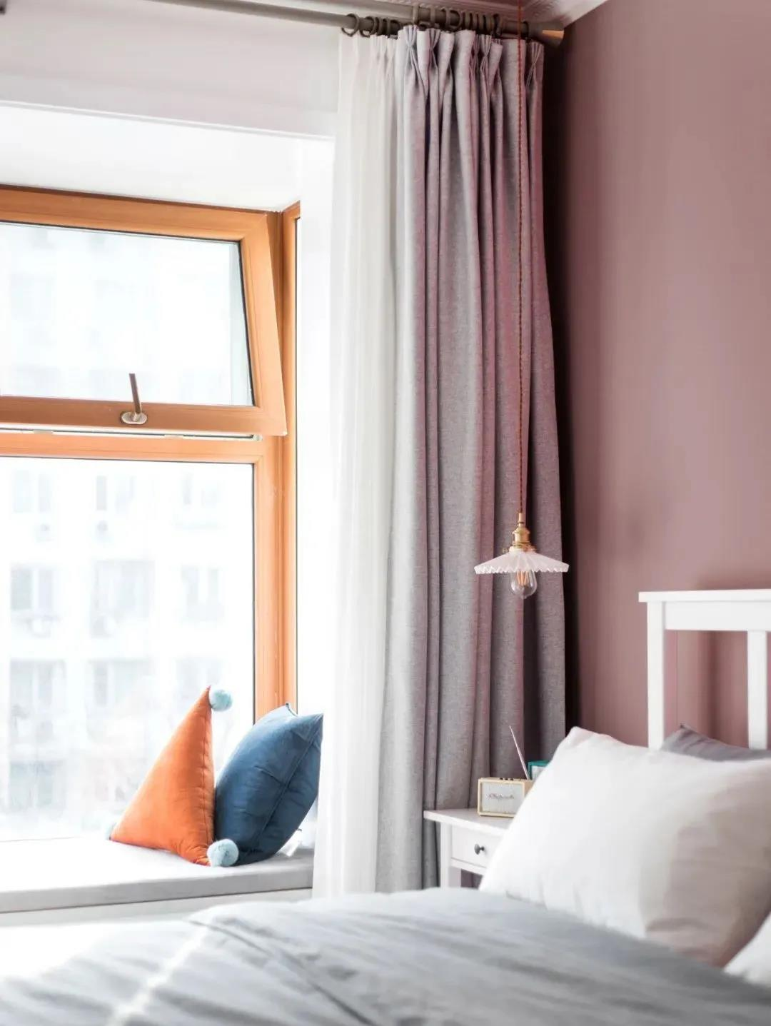 小兩口看婚房，男友嫌棄老破小，裝完后他傻眼了