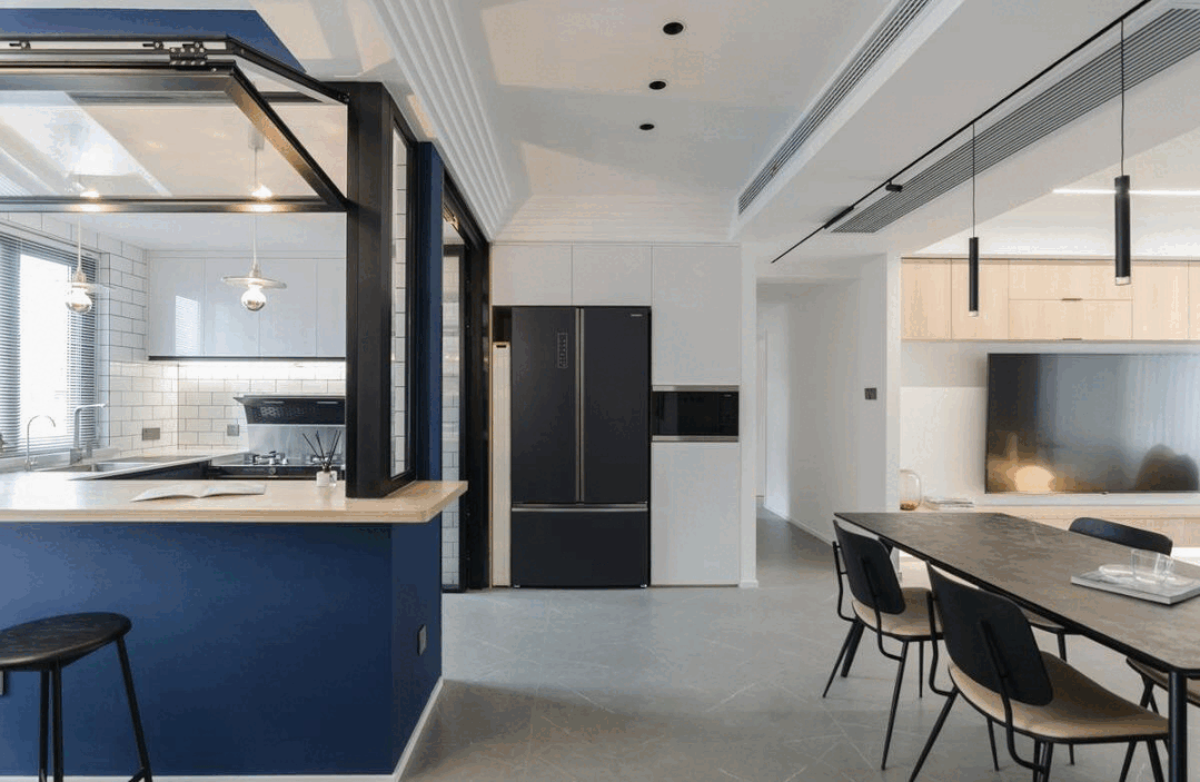 爸媽的晚年宜居宅丨玻璃廚房、吧臺、衣帽間，處處是驚喜