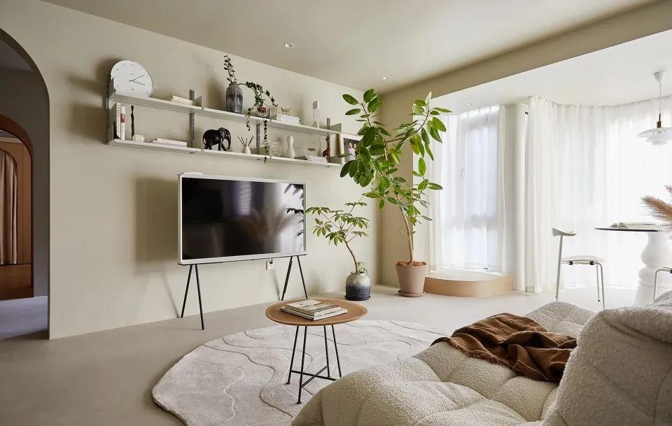 弧型洞口的浪漫丨全景餐廳+奶油色系，享受輕奢居住體驗(yàn)