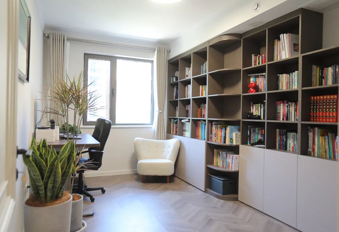 爆改130平大三居，養(yǎng)娃還能空無一物？無中生有衣帽間救了我！ 