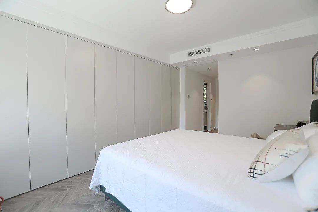 爆改130平大三居，養(yǎng)娃還能空無一物？無中生有衣帽間救了我！ 