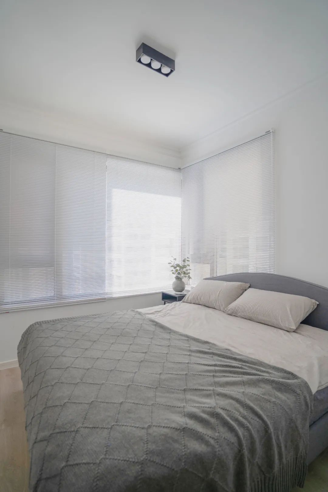 如何打造奶油風？看完成都小夫妻的婚房get了！	