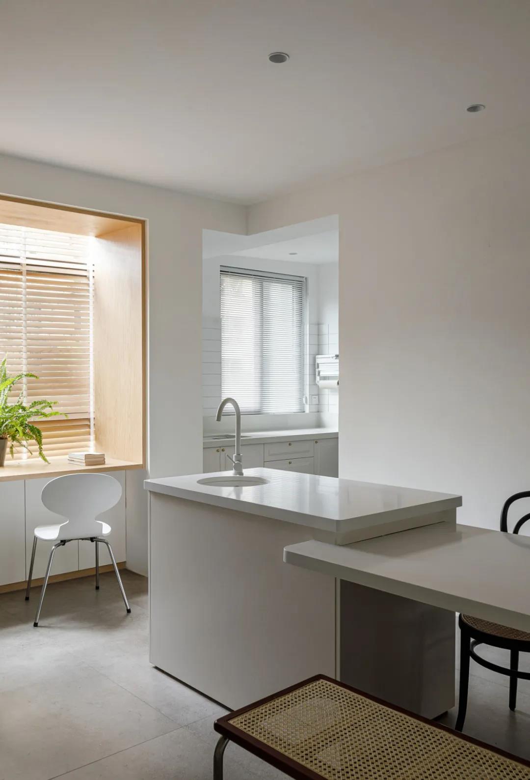 新宅巧設(shè)計(jì)，小3房「暗色變奏曲」完美詮釋less is more 