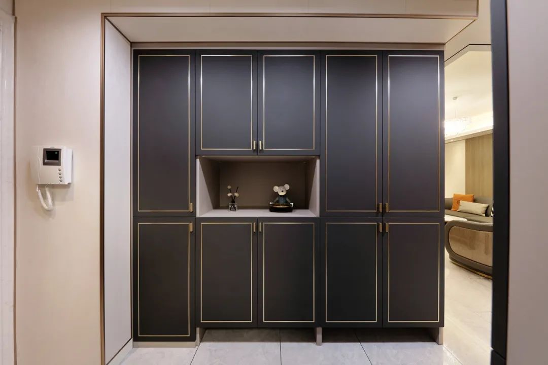 父母同住還有二娃！115㎡上海老房翻新，極限改造三居變四居！	