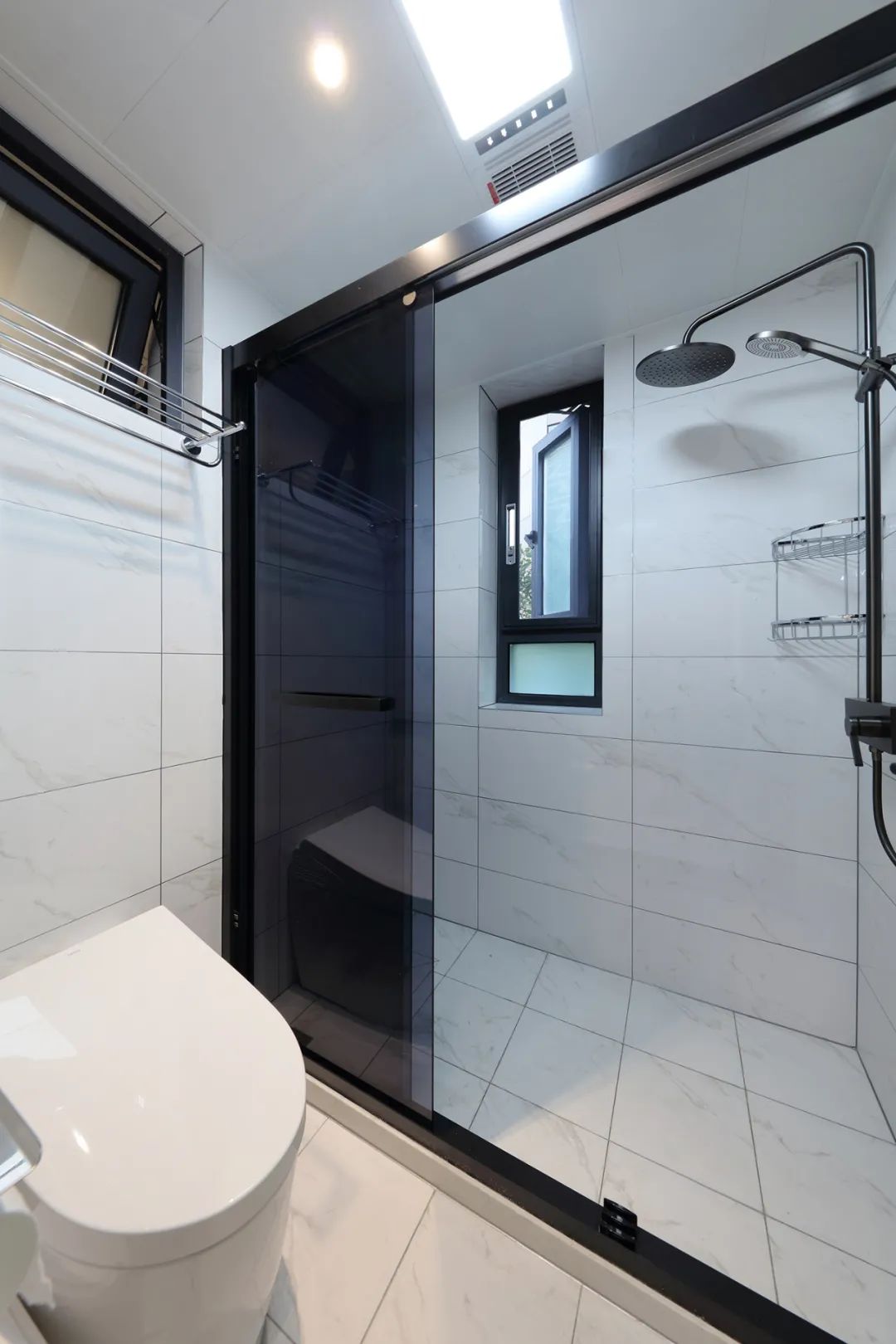 父母同住還有二娃！115㎡上海老房翻新，極限改造三居變四居！	