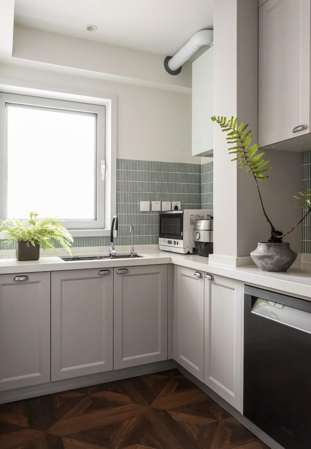 約朋友來喝下午茶，65㎡小戶型把時髦玩的溜溜的~ 