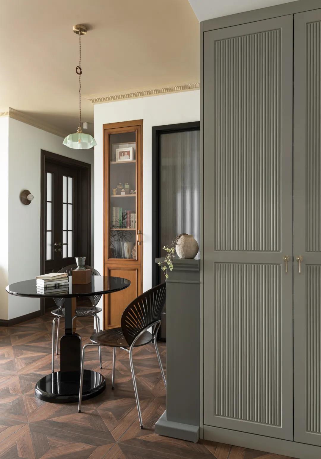 約朋友來喝下午茶，65㎡小戶型把時髦玩的溜溜的~ 