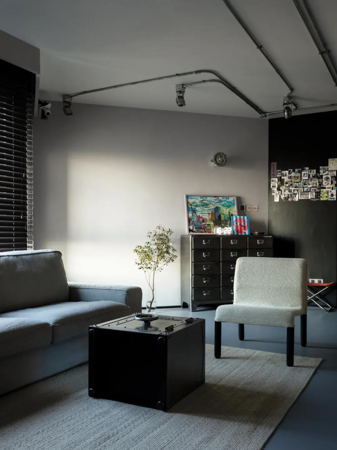 兩人一狗“斷舍離”，給生活做減法，拒絕emo! 