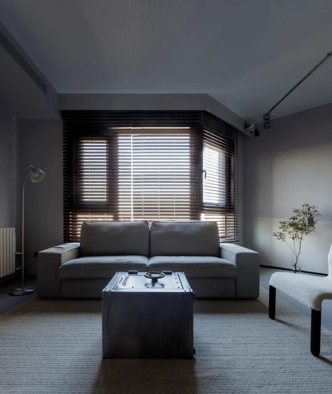 兩人一狗“斷舍離”，給生活做減法，拒絕emo! 