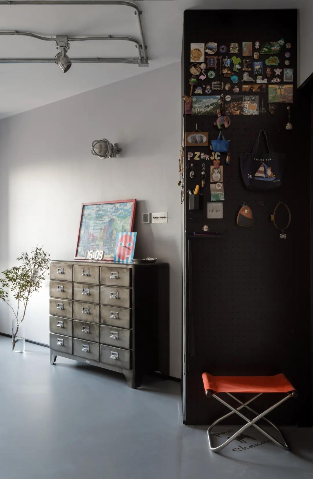 兩人一狗“斷舍離”，給生活做減法，拒絕emo! 