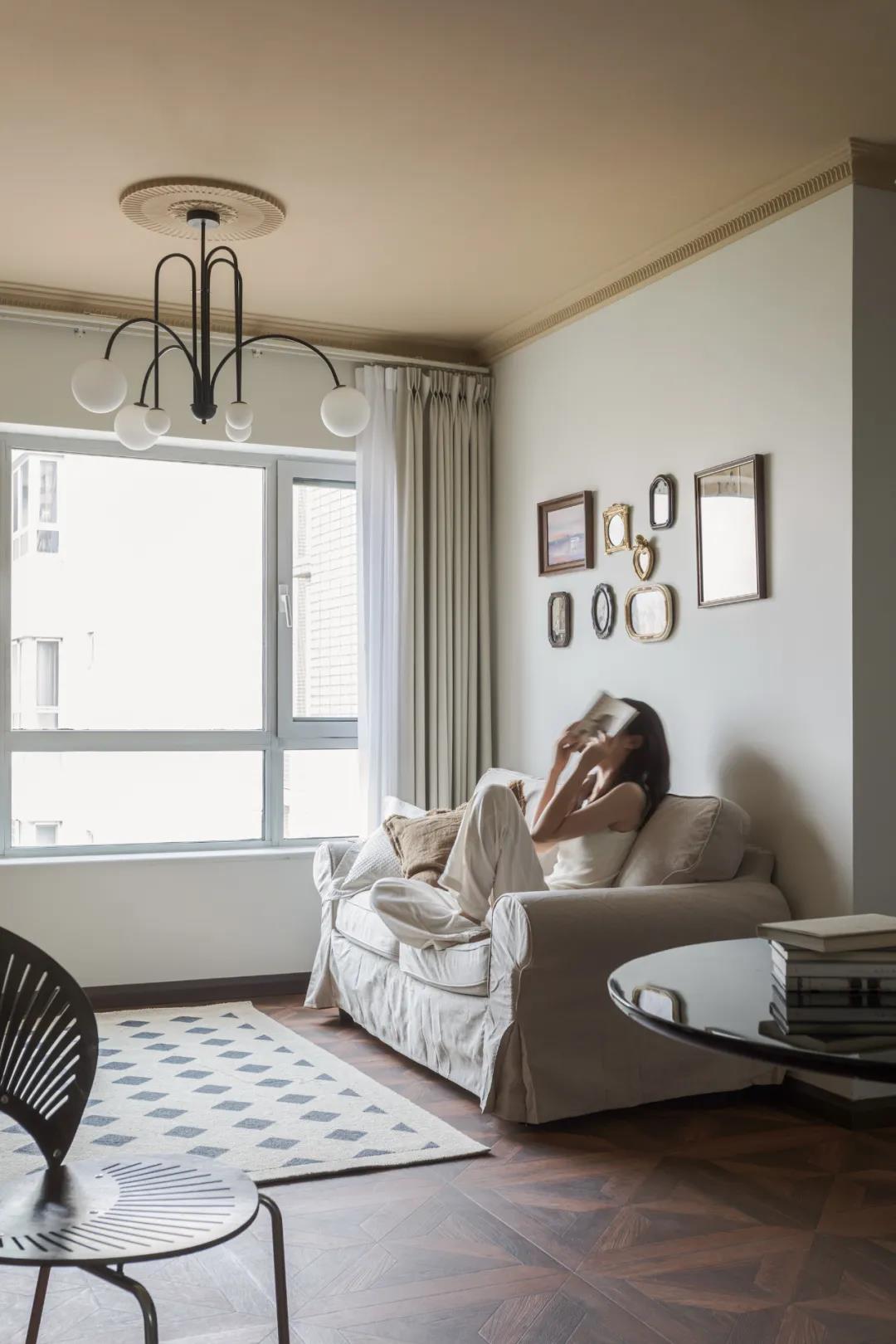 約朋友來喝下午茶，65㎡小戶型把時髦玩的溜溜的~ 