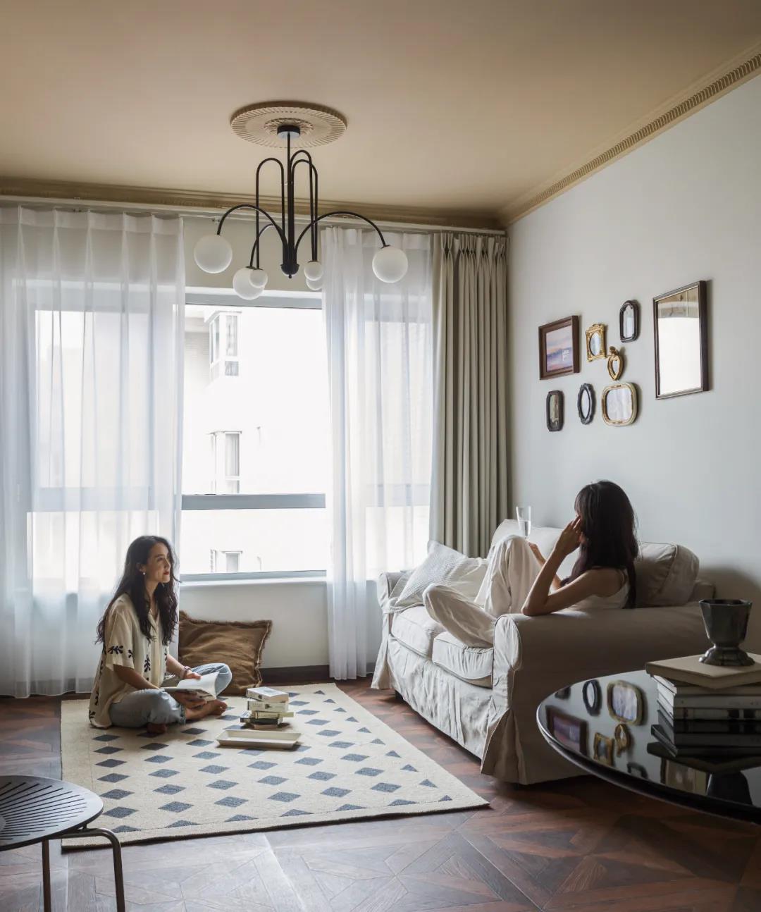 約朋友來喝下午茶，65㎡小戶型把時髦玩的溜溜的~ 