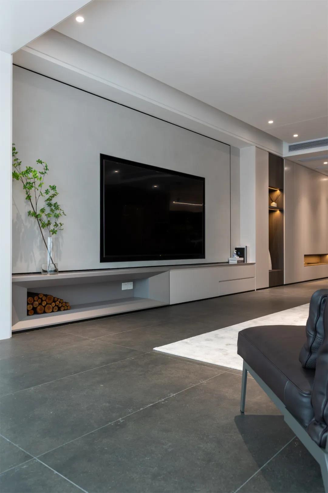 高級感大平層：飄窗別打通了！他家神奇改造多一室