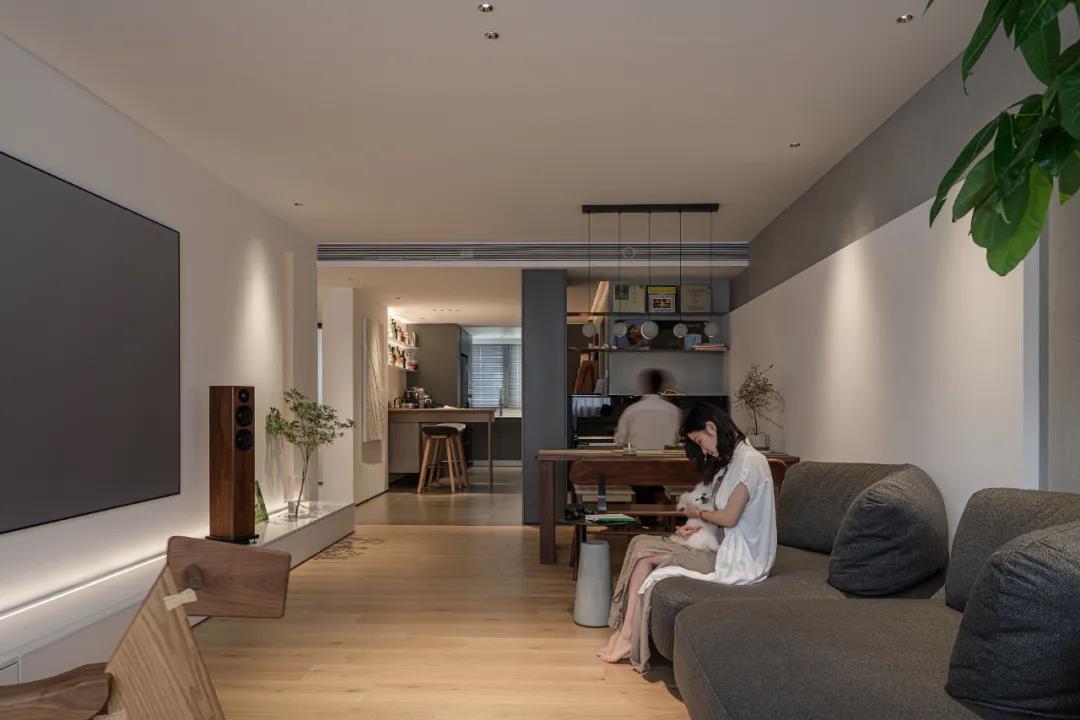 112㎡氛圍感upの元氣愛巢，把『休閑靜吧』搬進(jìn)家	