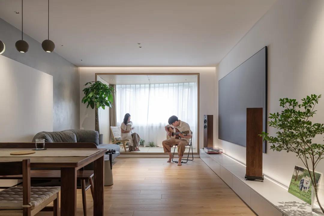 112㎡氛圍感upの元氣愛巢，把『休閑靜吧』搬進(jìn)家	