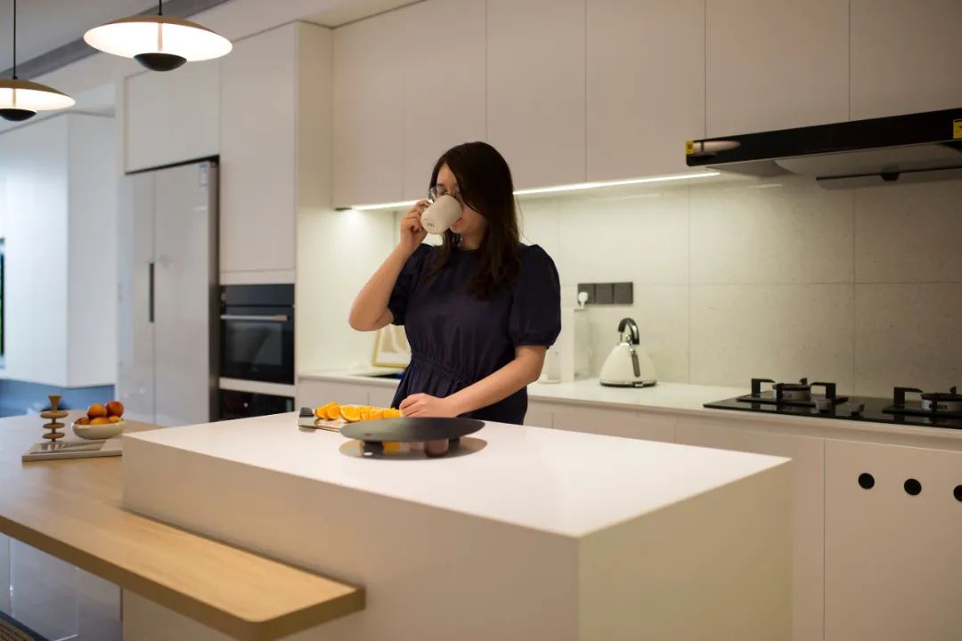 「愛與設(shè)計(jì)」文藝夫妻90㎡全屋定制，告別強(qiáng)迫癥！