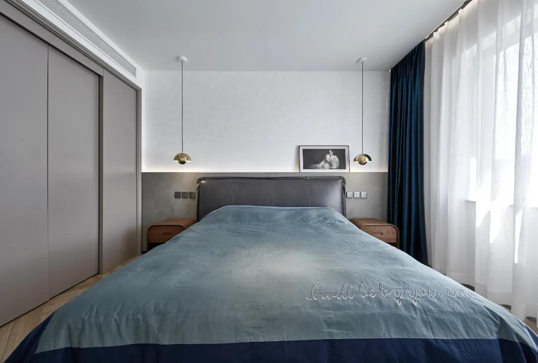 裝修也內卷？黑白+原木打造廣州120㎡電影里的高級感	