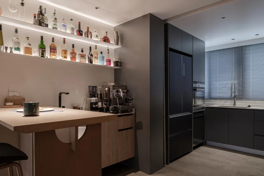 112㎡氛圍感upの元氣愛巢，把『休閑靜吧』搬進(jìn)家	