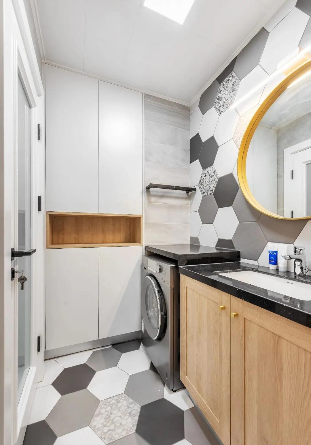 大橫廳落地窗，能藏能收的10年老房堪稱“收納巨獸”