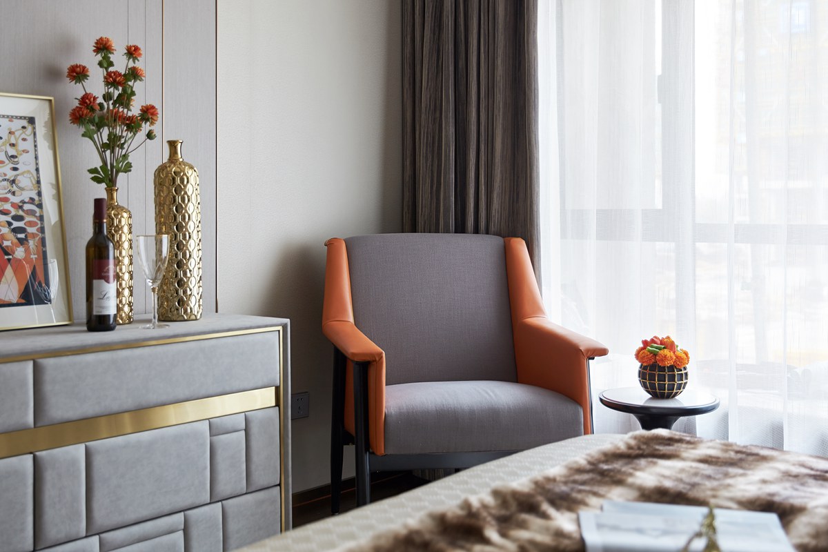 124㎡多口之家，全屋『愛馬仕橙』，雜志里才有的樣子！