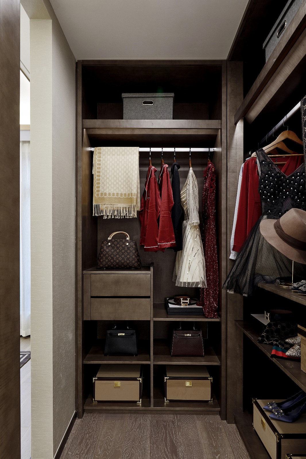 廣州148㎡坐擁書房、茶室、衣帽間，真正的[國風華宅]！