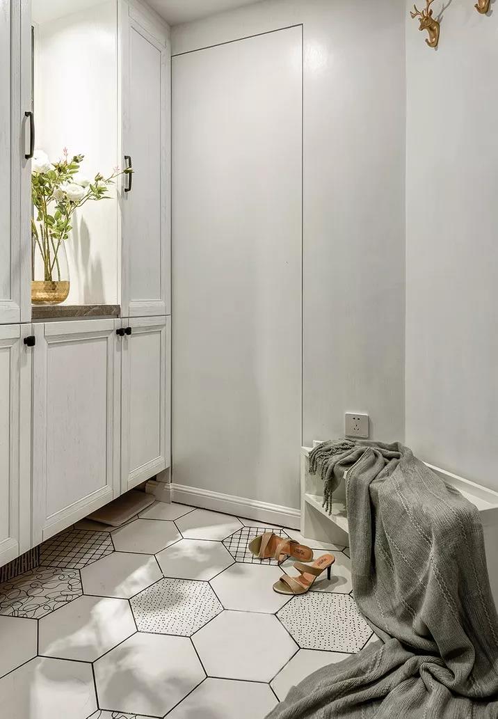 “奇葩戶型”完美變身優雅美式三居，原來鋼琴可以這樣放！