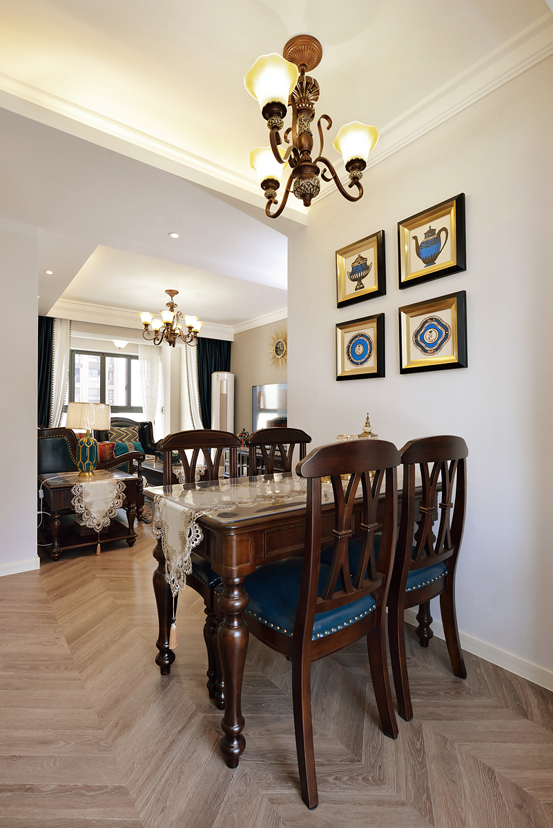 80㎡美式復(fù)古兩居，古典精致帶你回到淘金時(shí)代