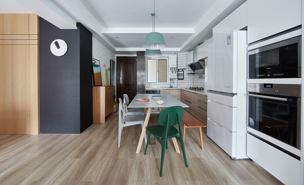 堅(jiān)持給家做“減法”，140㎡完工高級(jí)不過時(shí)！ 