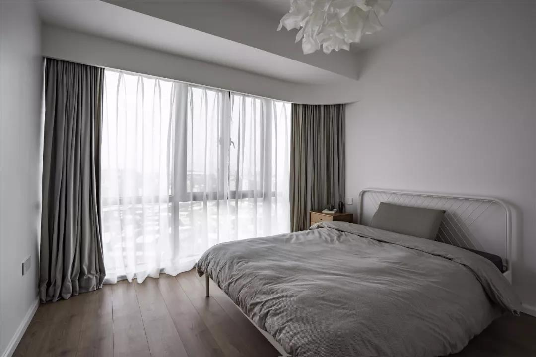 成都夫妻92㎡打造MUJI風，景觀廚房+客廳書房，超實用