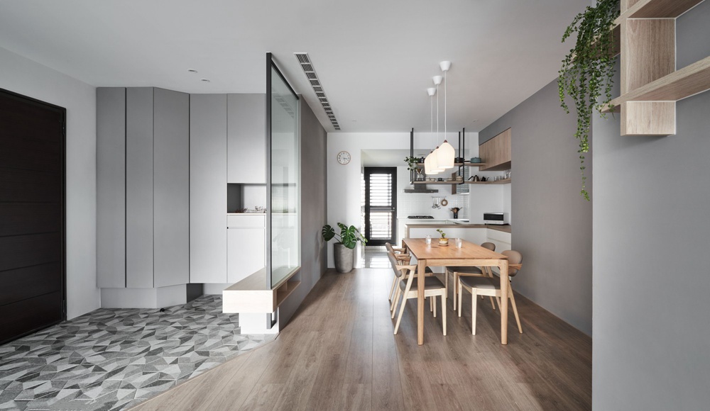 124㎡「自然環(huán)保」的家，獨(dú)立衣帽間+陽光書房，清爽又自在