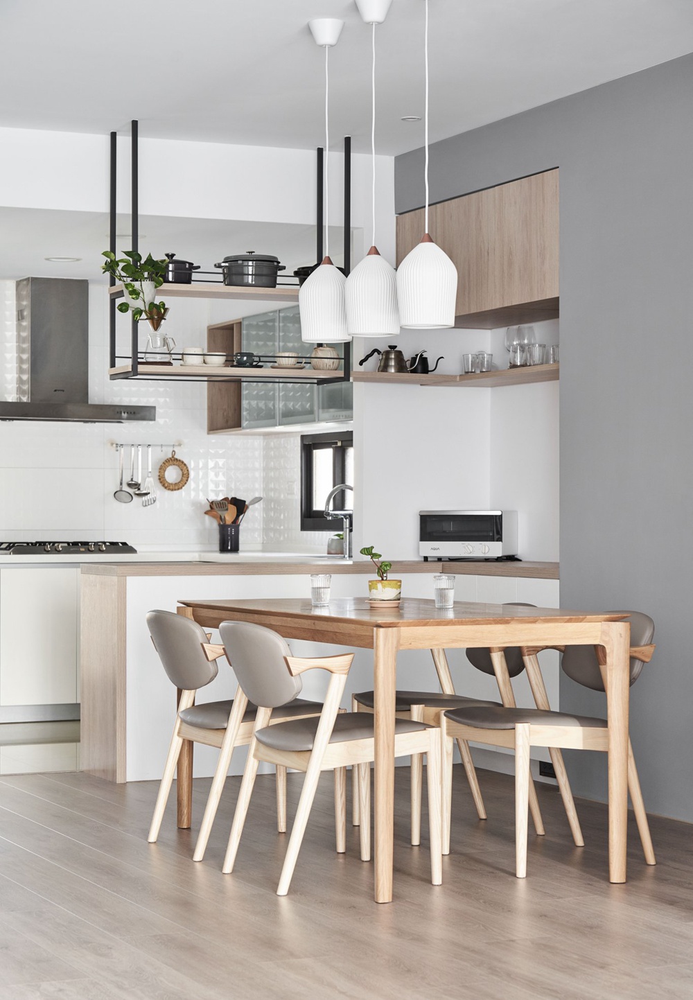 124㎡「自然環(huán)保」的家，獨(dú)立衣帽間+陽光書房，清爽又自在