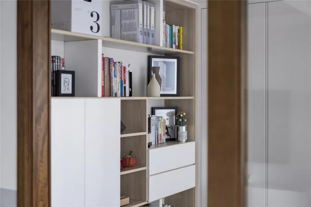 深漂夫妻安家京城，97㎡塞下三室兩衛還有超大浴缸