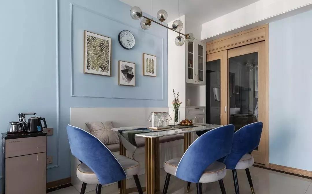 南昌夫妻巧用藍(lán)色裝出99㎡輕奢三室兩廳，太美了！