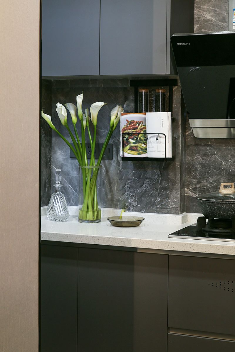 美哭我的80㎡輕奢風，處處都是自然的痕跡