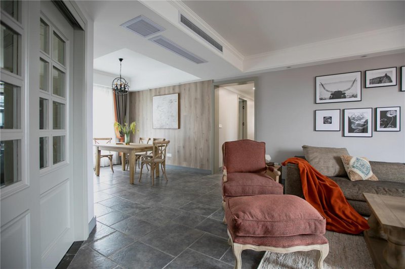 148㎡里的美式現(xiàn)代兩居室，以質(zhì)樸的方式訴說(shuō)格調(diào)的生活